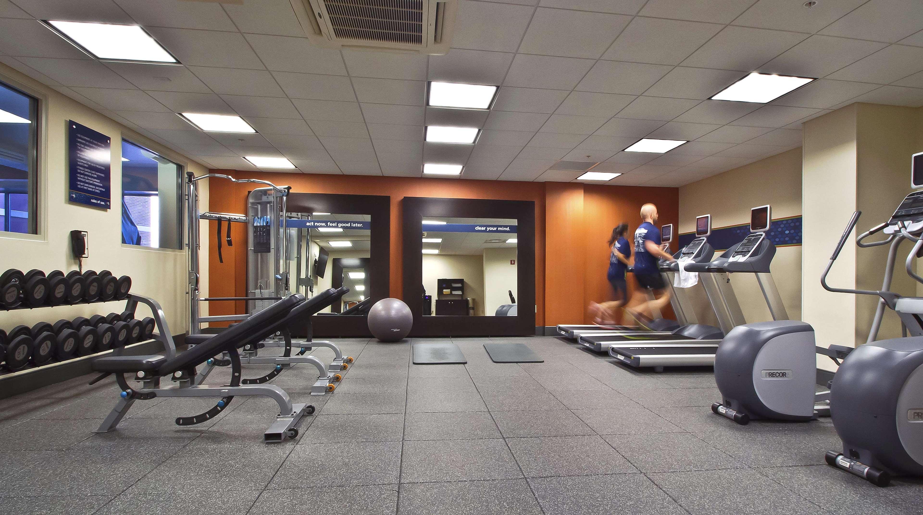 Hampton Inn & Suites Columbus-Downtown, Ohio Екстер'єр фото