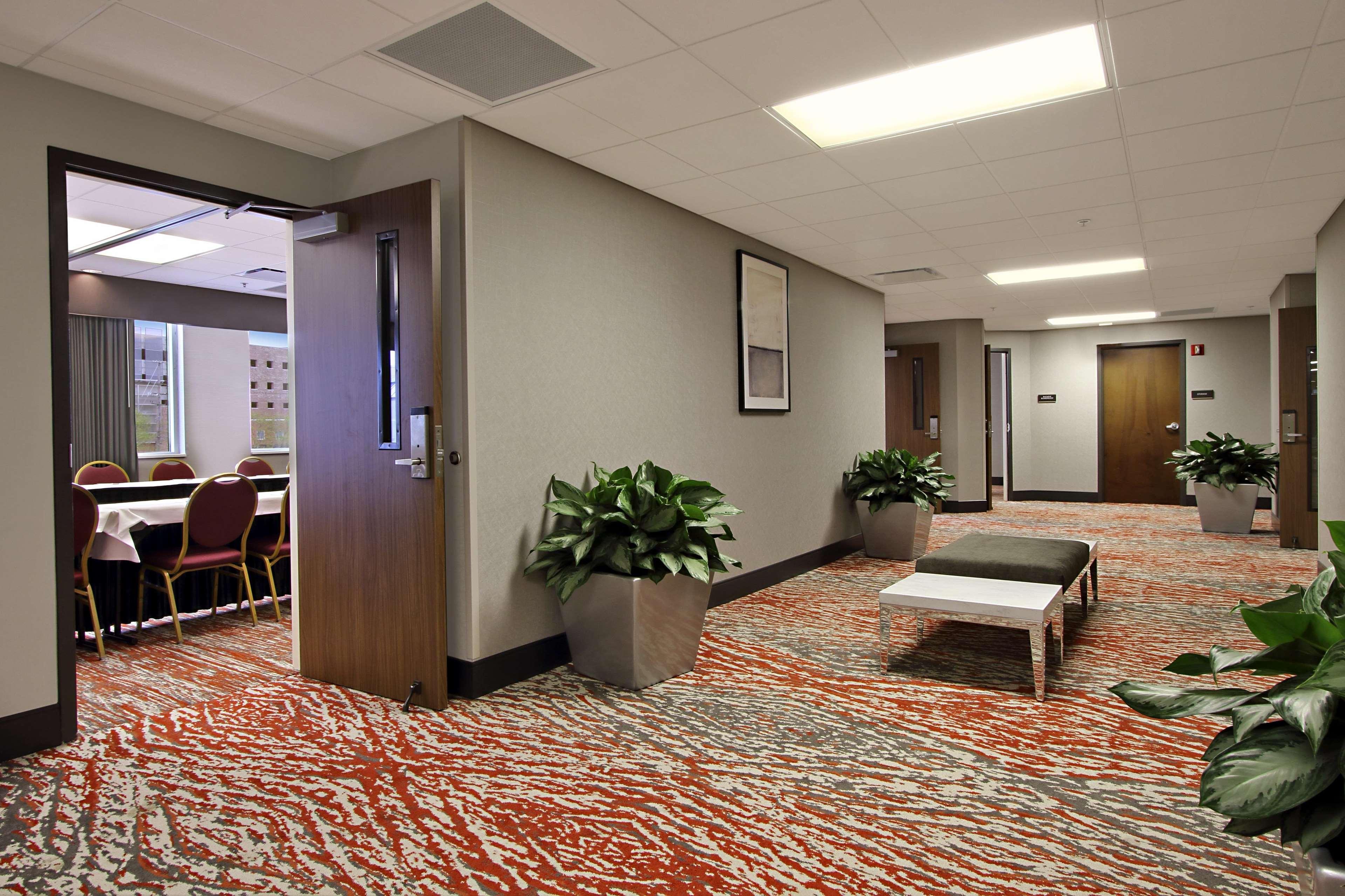 Hampton Inn & Suites Columbus-Downtown, Ohio Екстер'єр фото