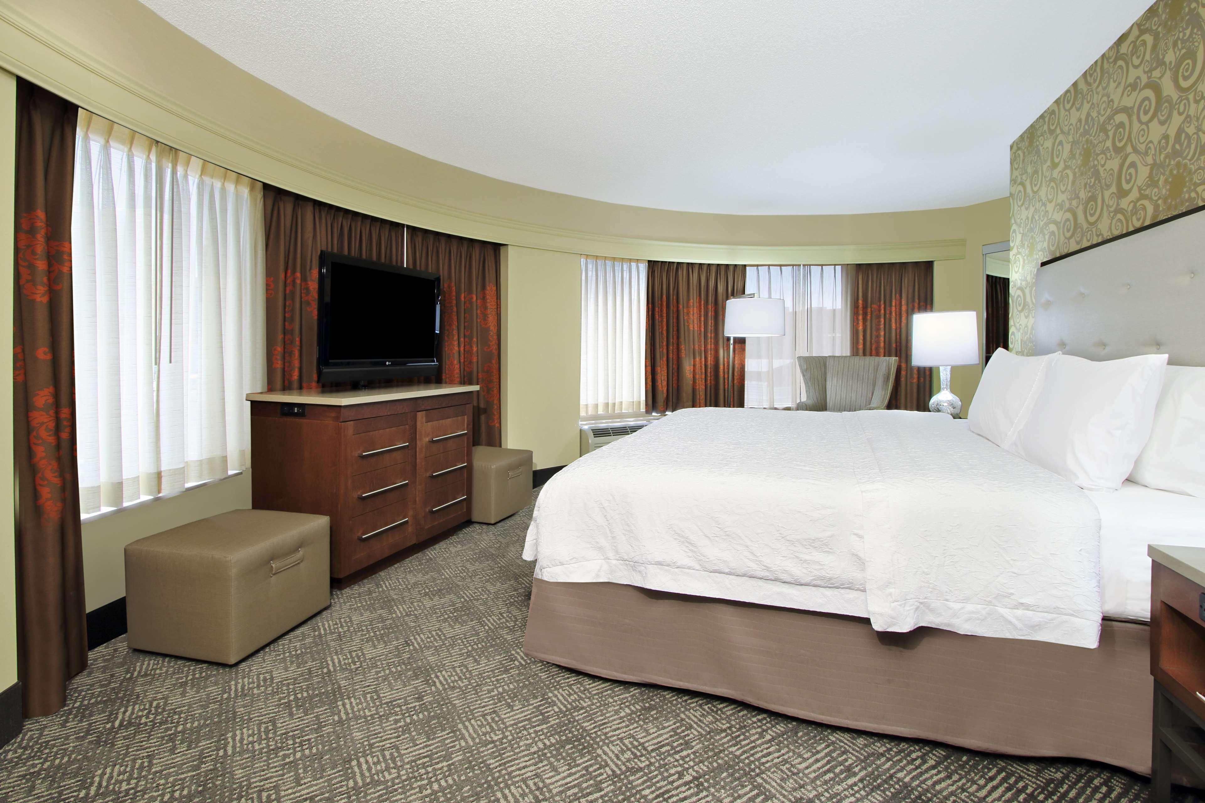 Hampton Inn & Suites Columbus-Downtown, Ohio Екстер'єр фото