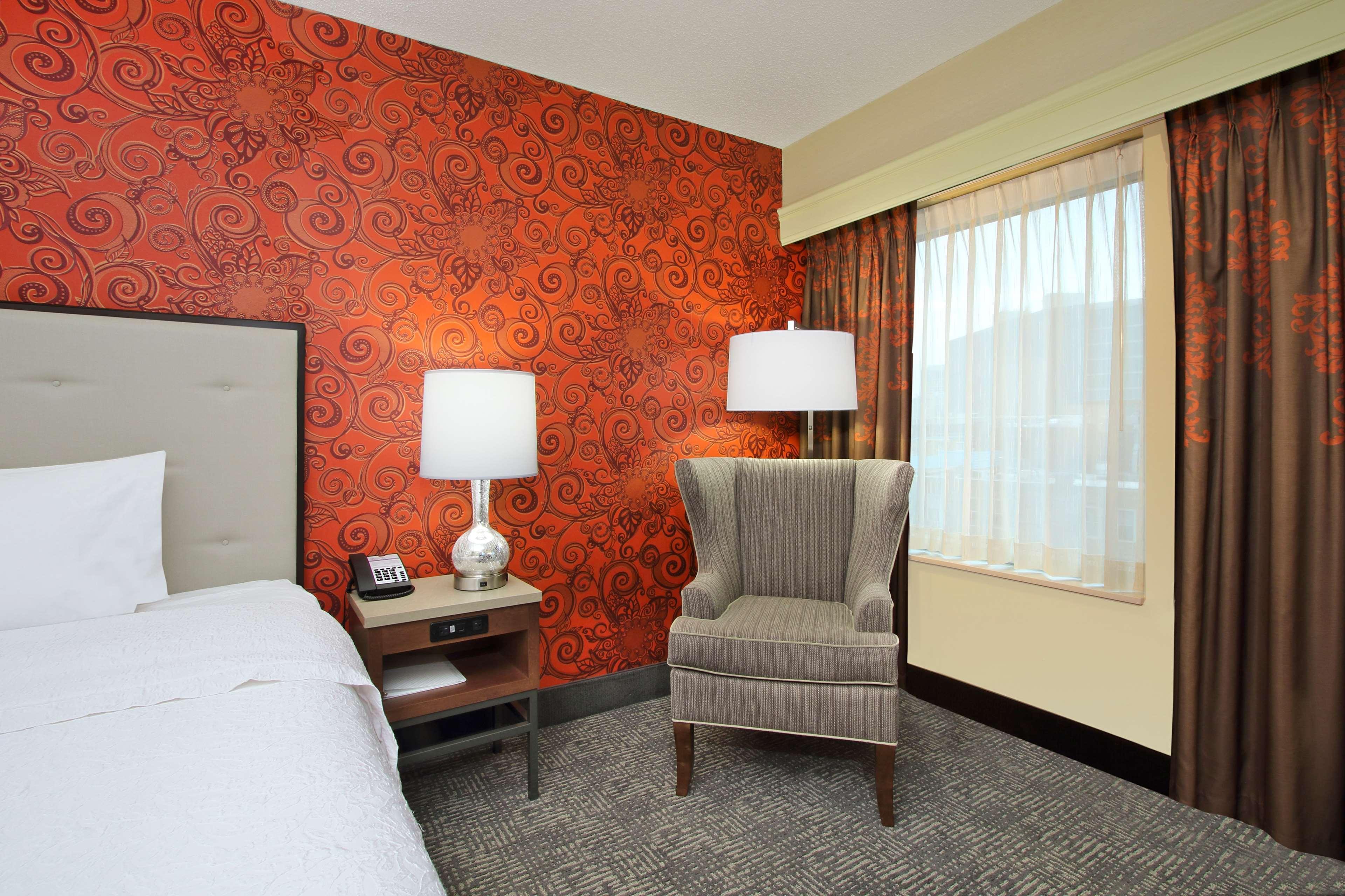 Hampton Inn & Suites Columbus-Downtown, Ohio Екстер'єр фото